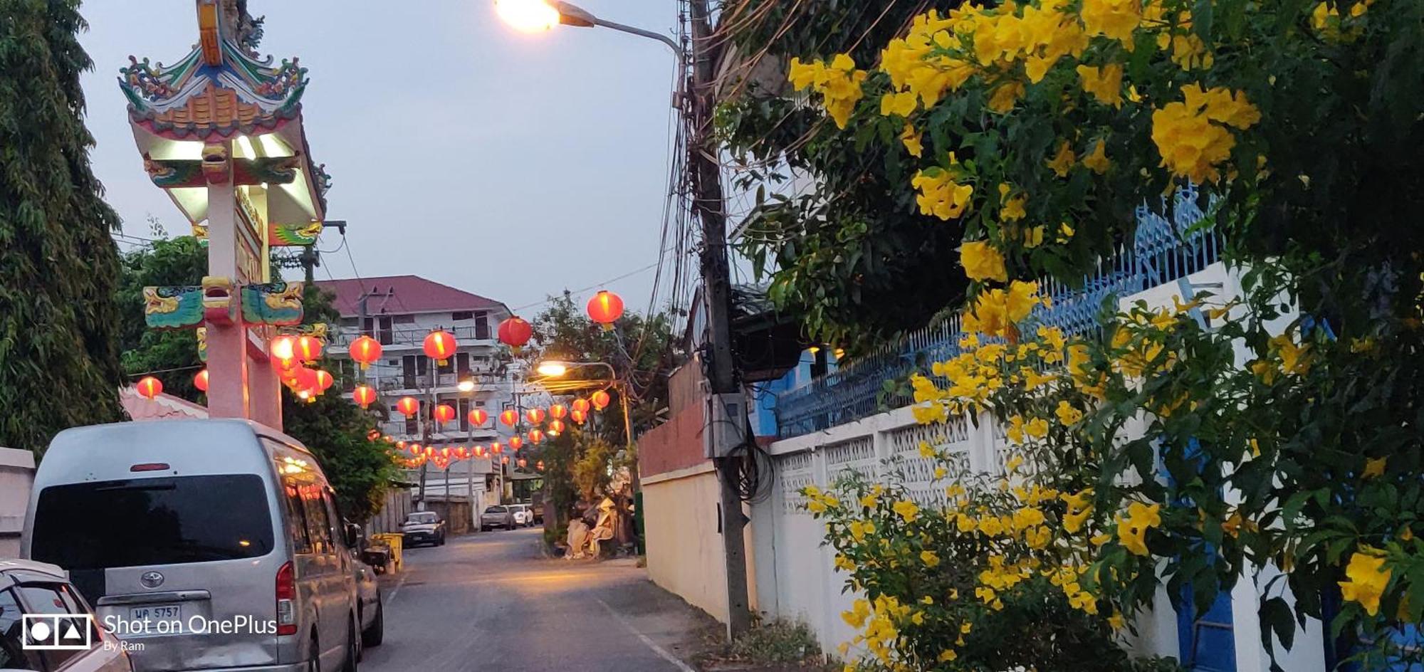 Hotel V House Phra Nakhon Si Ayutthaya Zewnętrze zdjęcie