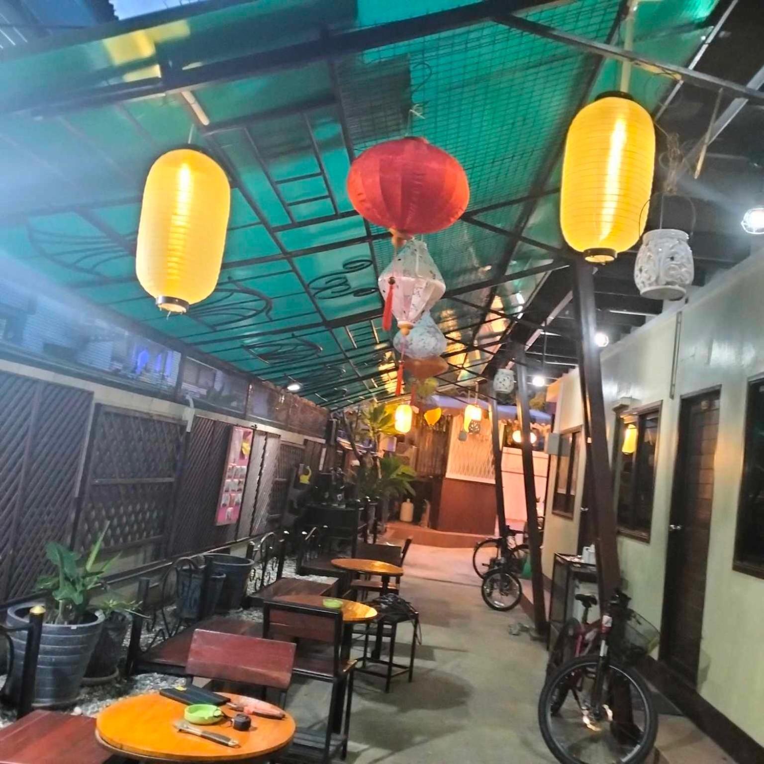 Hotel V House Phra Nakhon Si Ayutthaya Zewnętrze zdjęcie