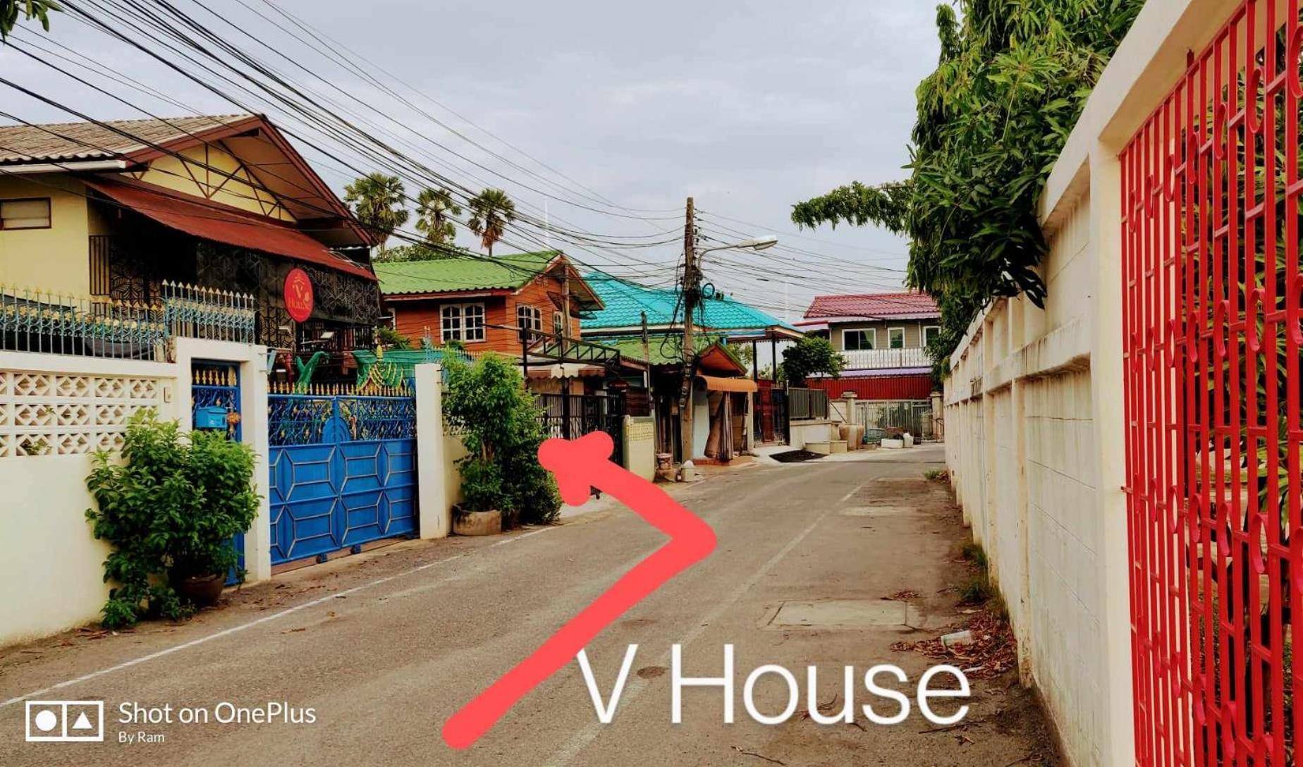 Hotel V House Phra Nakhon Si Ayutthaya Zewnętrze zdjęcie